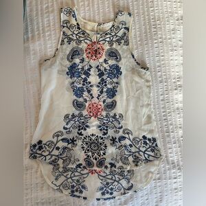 Violet and Claire Med Blouse